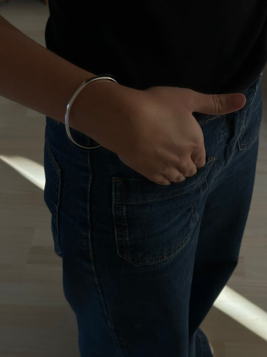 Elegant armring